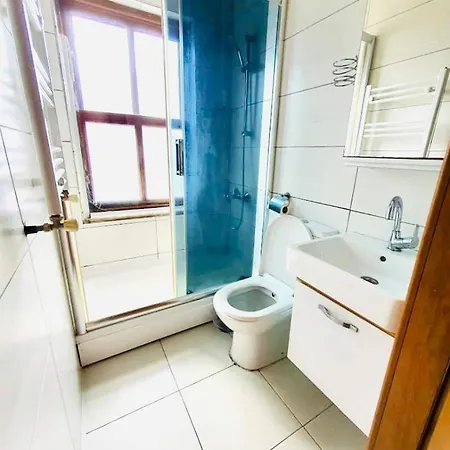 מלון Ariya Yildiz 2 3*